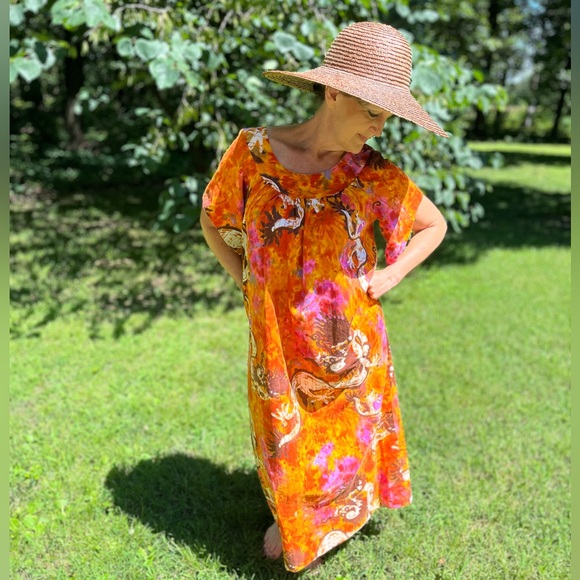 Vintage Dresses & Skirts - 1960’s - 1970’s Vintage Caftan MuuMuu